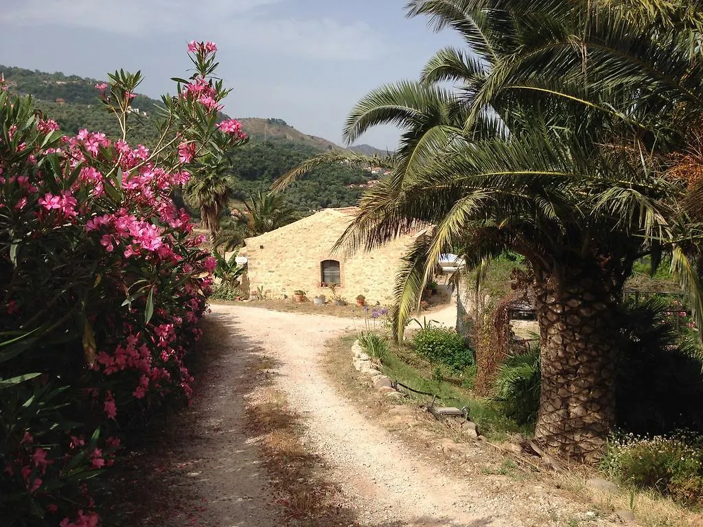 Séjour à la campagne Maison d'hôtes Giardino Di Sicilia à SantʼAgata di Militello