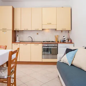 https://oristano-centro-parcheggio-privato-wifinetflix.in-sardinia.net
